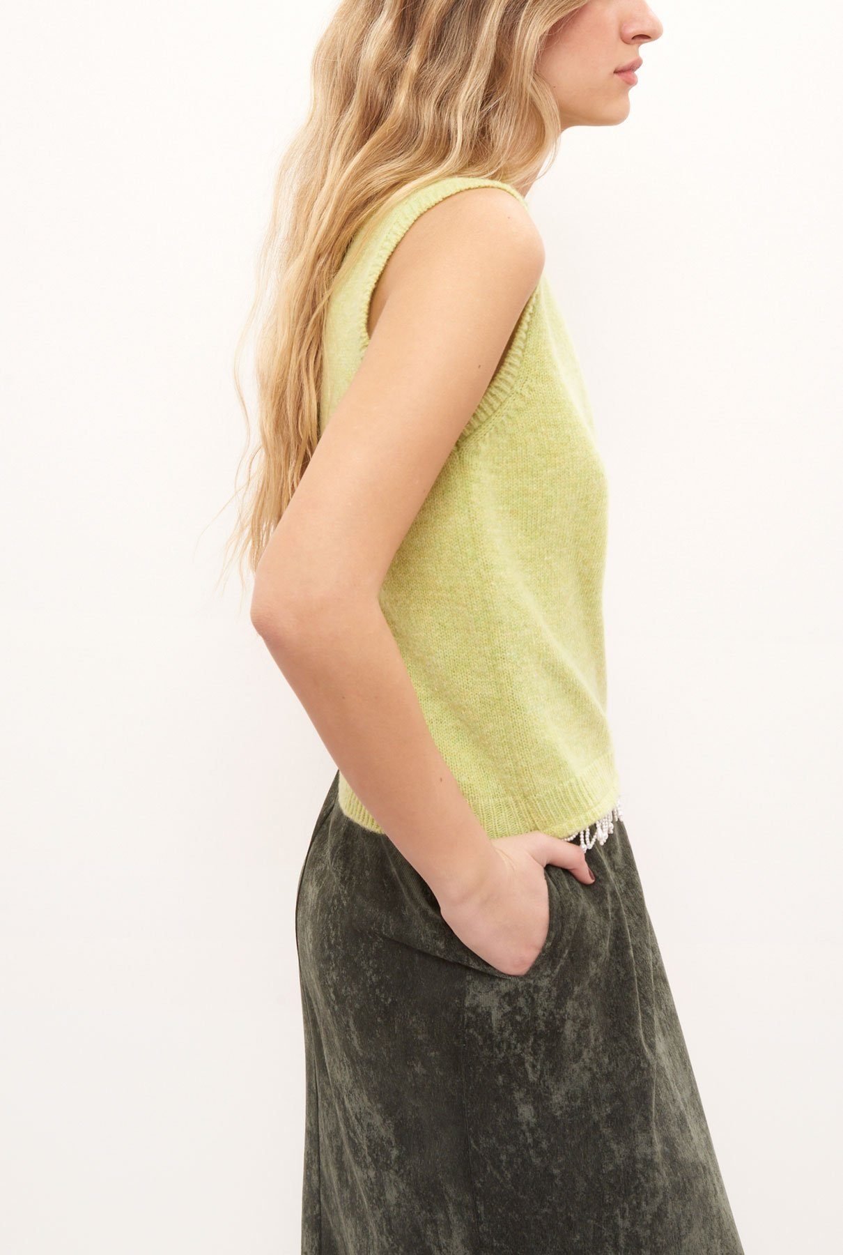 Mumu Pearly Lima Vest - Exclusive for Es Fascinante vest Laia Alen 