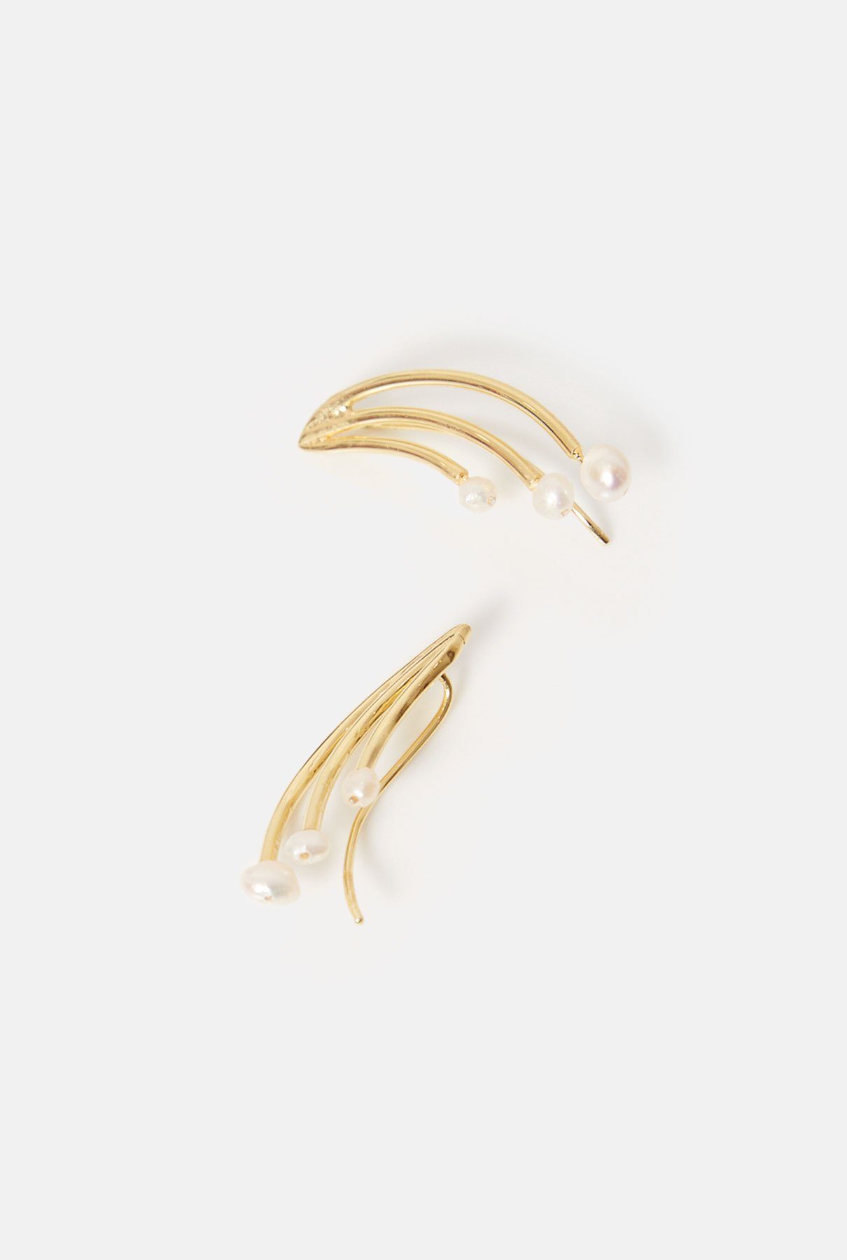 The Family Pearl Earrings Gold Earrings Albert Coll 