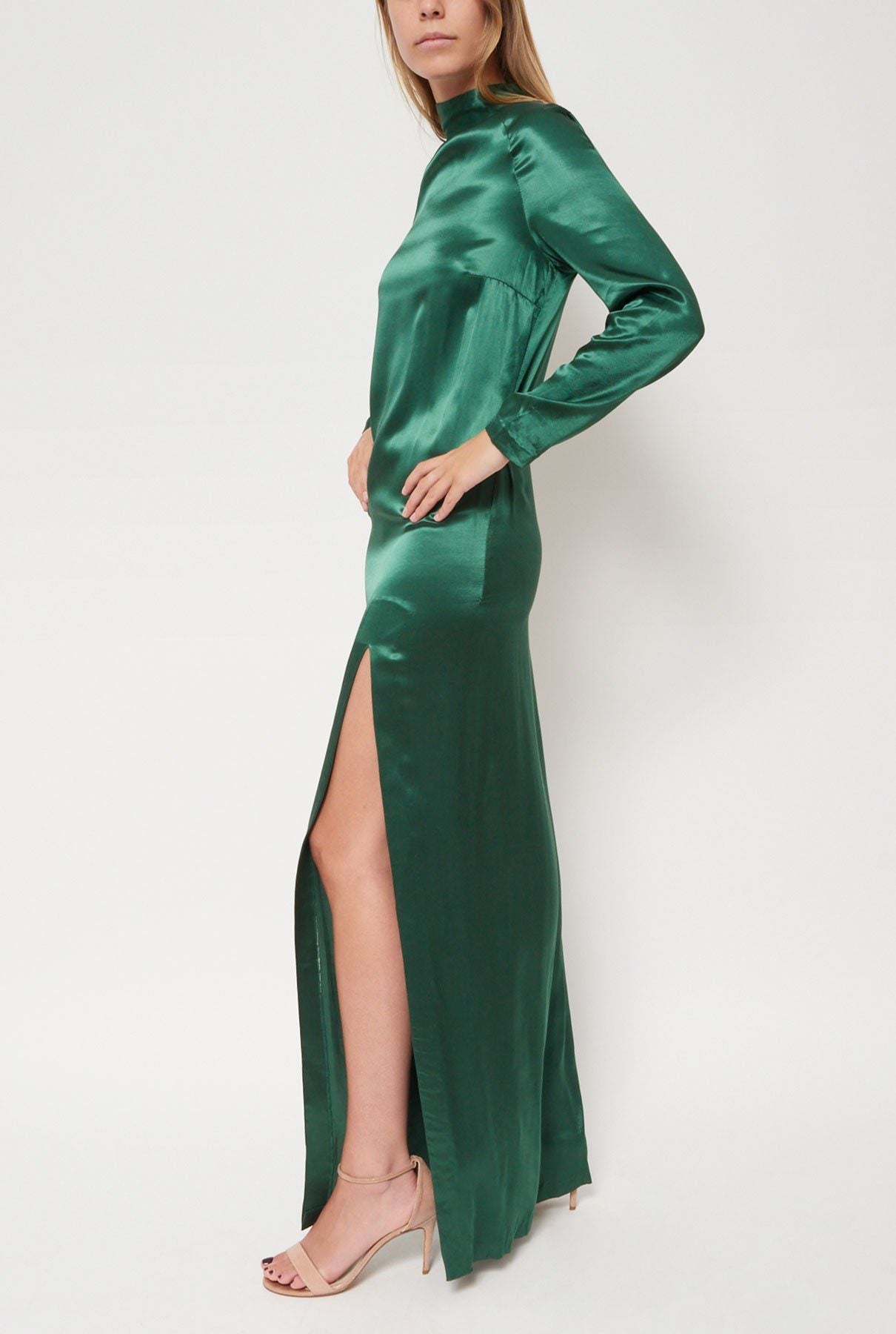 Vestido verde largo raso Dress Leandro Cano 