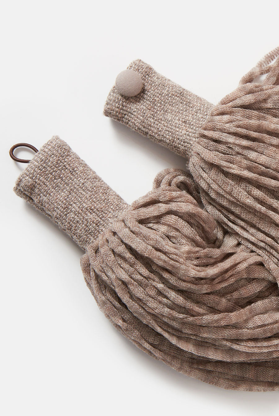 Wool necklace topo Neckclace Victoria de Talhora 